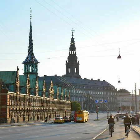 Appartement Sanders Noble - Fantastic 5-bdr In The Capital *