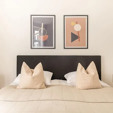 Sanders Noble - Fantastic 5-bdr In The Capital Kopenhagen